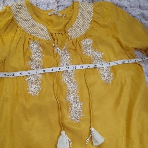 Soft Surroundings Yellow Embroidered Floral Beaded Boho Tassel Tunic Size Medium - Picture 3 of 9